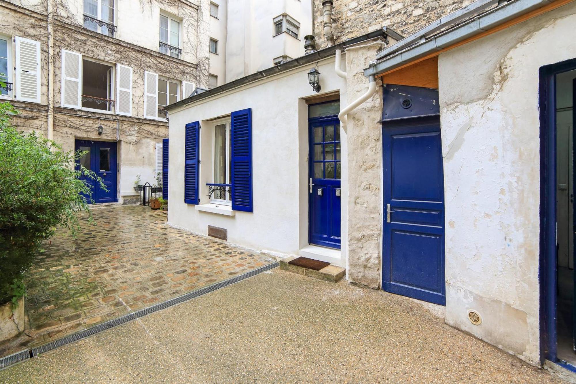 Studio Empresa - Welkeys Paris Exterior foto